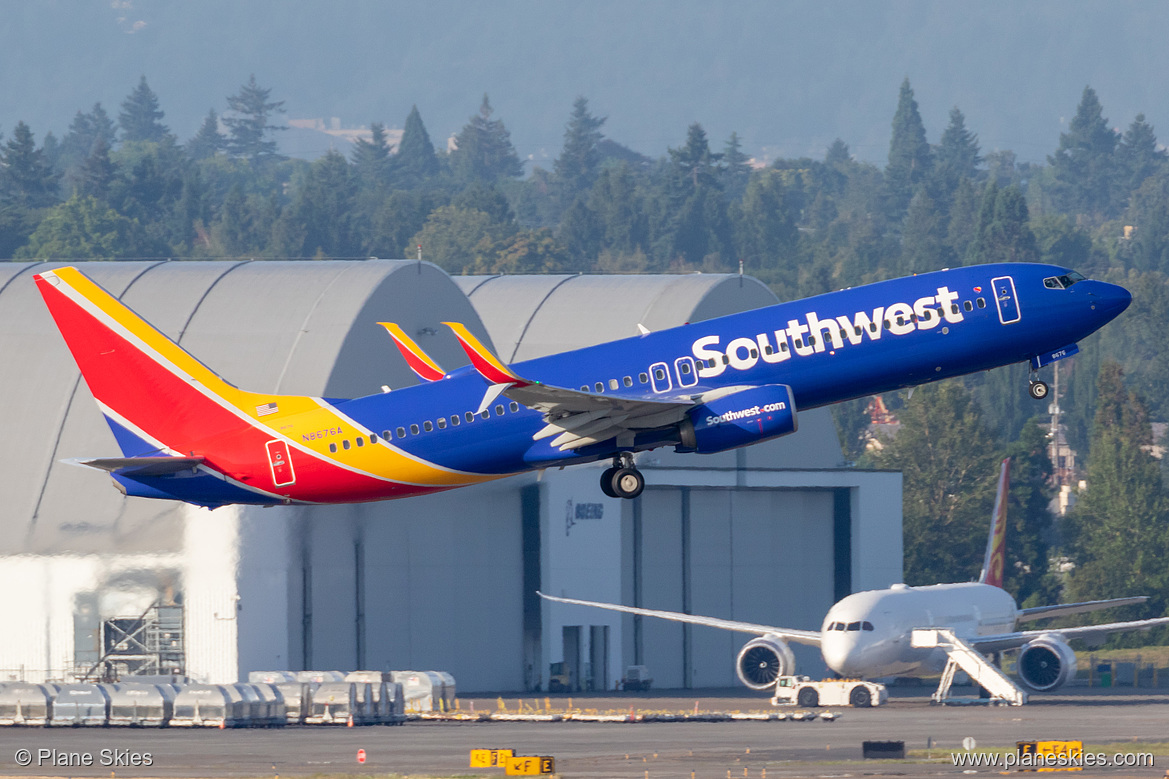 Southwest Airlines Boeing 737-800 N8676A at Portland International Airport (KPDX/PDX) Southwest Airlines Boeing 737-800 N8676A at Portland International Airport (KPDX/PDX)