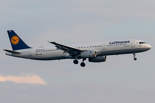 Lufthansa Airbus A321-200 D-AIDK at Frankfurt am Main International Airport (EDDF/FRA)
