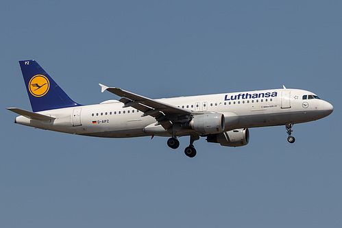 Lufthansa Airbus A320-200 D-AIPZ at Frankfurt am Main International Airport (EDDF/FRA)