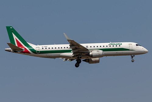 Alitalia CityLiner Embraer ERJ-190 EI-RNA at Frankfurt am Main International Airport (EDDF/FRA) Alitalia CityLiner Embraer ERJ-190 EI-RNA at Frankfurt am Main International Airport (EDDF/FRA)
