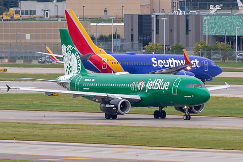 JetBlue Airways Airbus A320-200 N595JB at Minneapolis-St Paul International / Wold-Chamberlain Airport (KMSP/MSP)