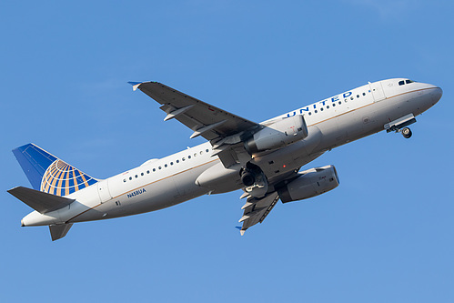 United Airlines Airbus A320-200 N458UA at Portland International Airport (KPDX/PDX)