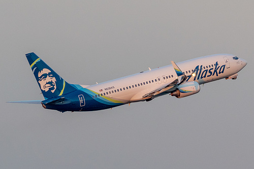 Alaska Airlines Boeing 737-800 N530AS at Portland International Airport (KPDX/PDX)