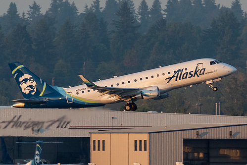 Horizon Air Embraer ERJ-175 N650QX at Portland International Airport (KPDX/PDX)